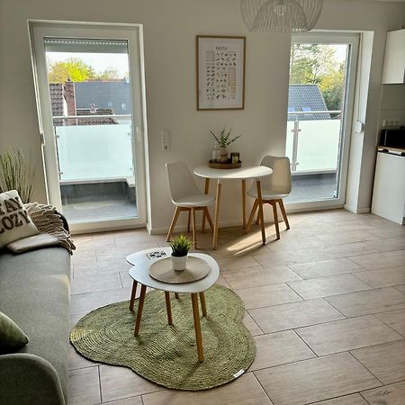 Home & Apart - Apartment Im Herzen Von Kreyenbrueck - Apartment 2 Oldenburg Ngoại thất bức ảnh