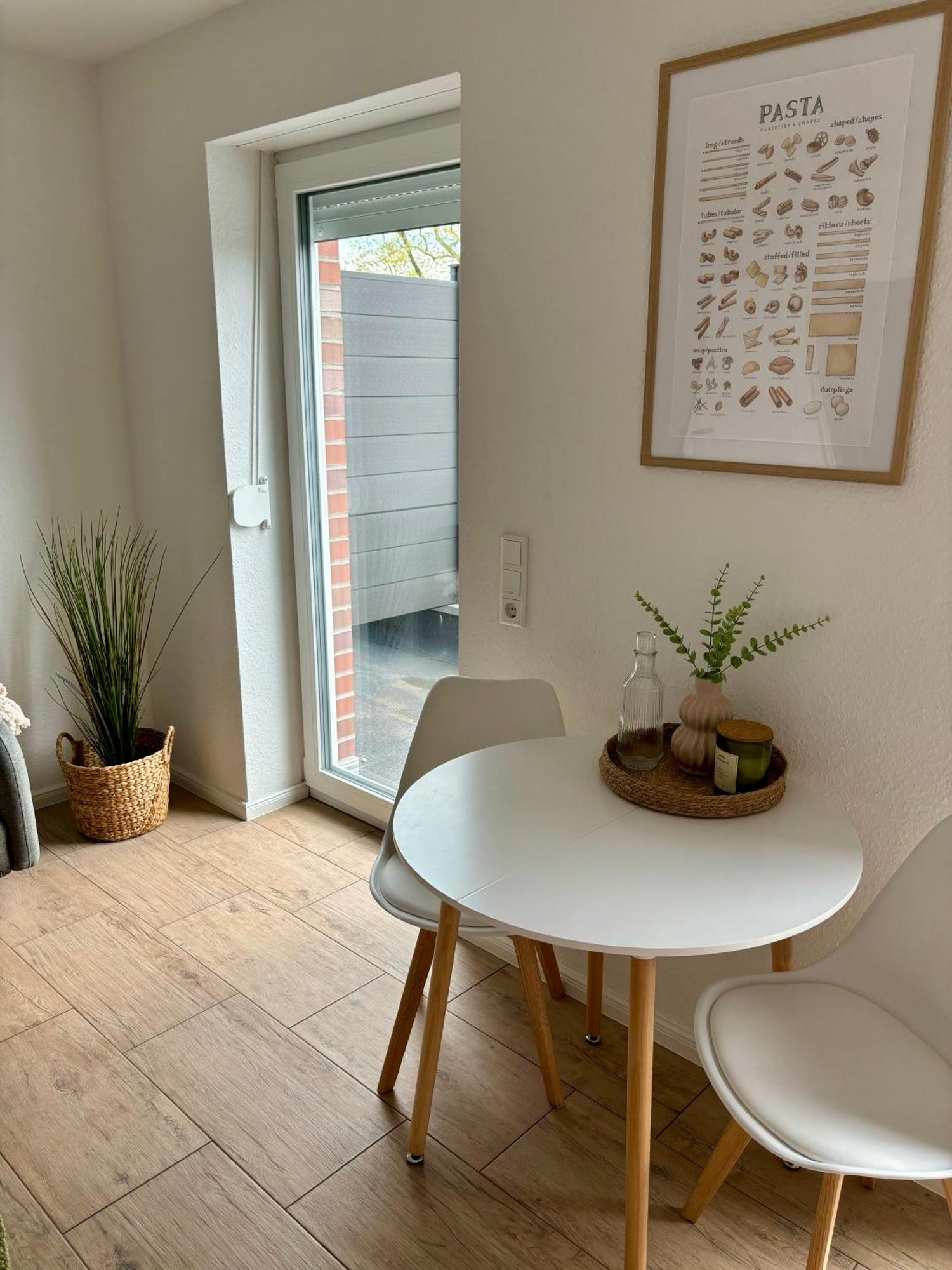 Home & Apart - Apartment Im Herzen Von Kreyenbrueck - Apartment 2 Oldenburg Ngoại thất bức ảnh