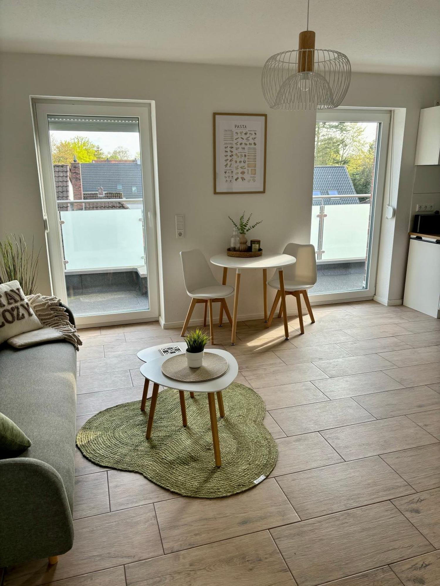 Home & Apart - Apartment Im Herzen Von Kreyenbrueck - Apartment 2 Oldenburg Ngoại thất bức ảnh