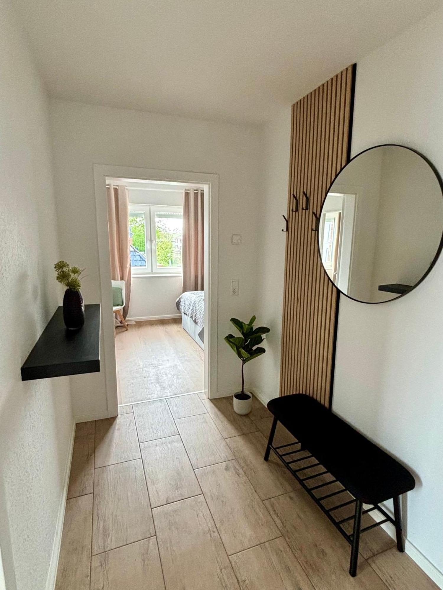 Home & Apart - Apartment Im Herzen Von Kreyenbrueck - Apartment 2 Oldenburg Ngoại thất bức ảnh