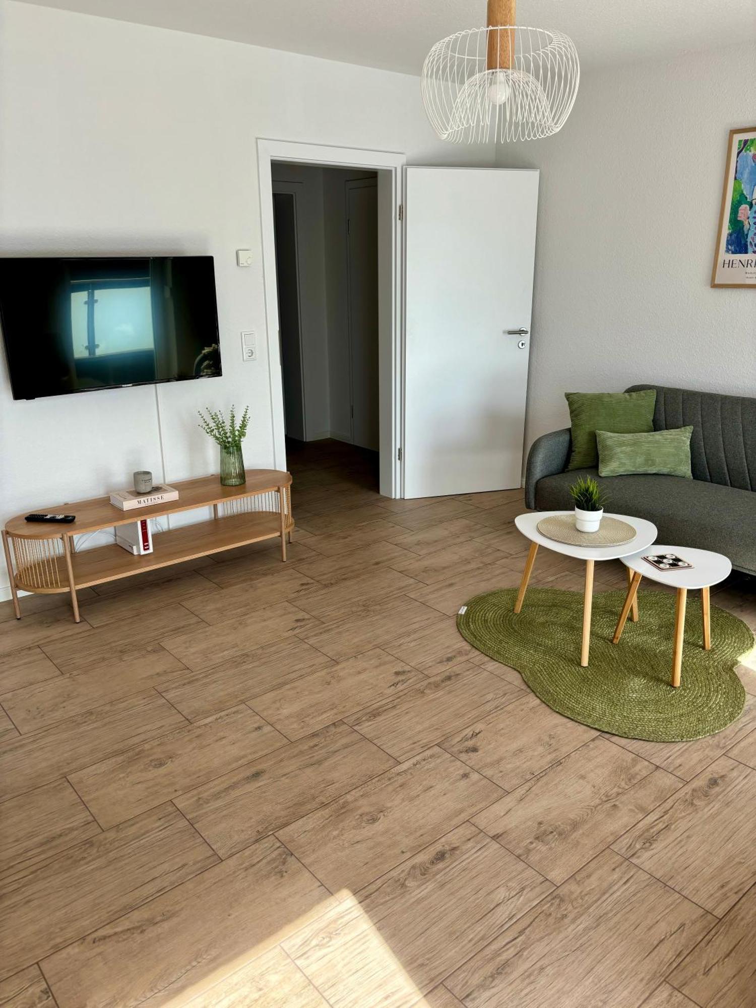 Home & Apart - Apartment Im Herzen Von Kreyenbrueck - Apartment 2 Oldenburg Ngoại thất bức ảnh